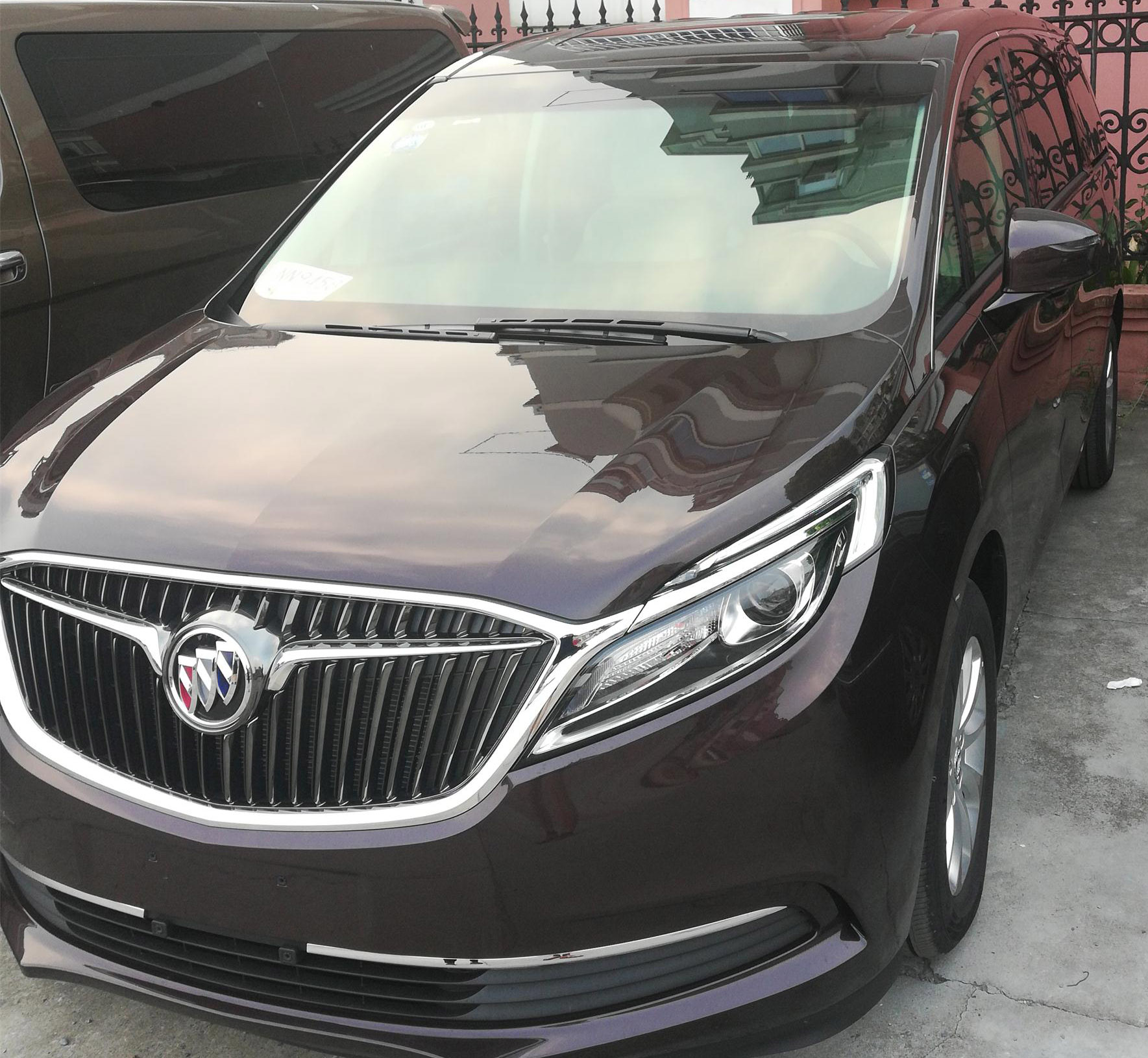 別克商務(wù)車 7座